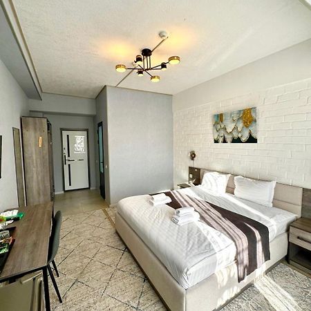 Beshchinor Hotel Tasjkent Buitenkant foto
