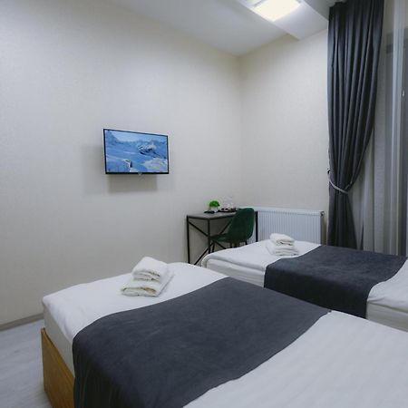 Beshchinor Hotel Tasjkent Buitenkant foto
