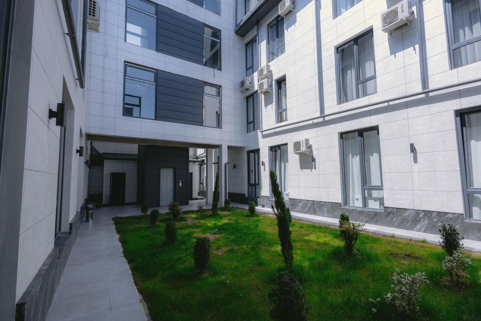 Beshchinor Hotel Tasjkent Buitenkant foto