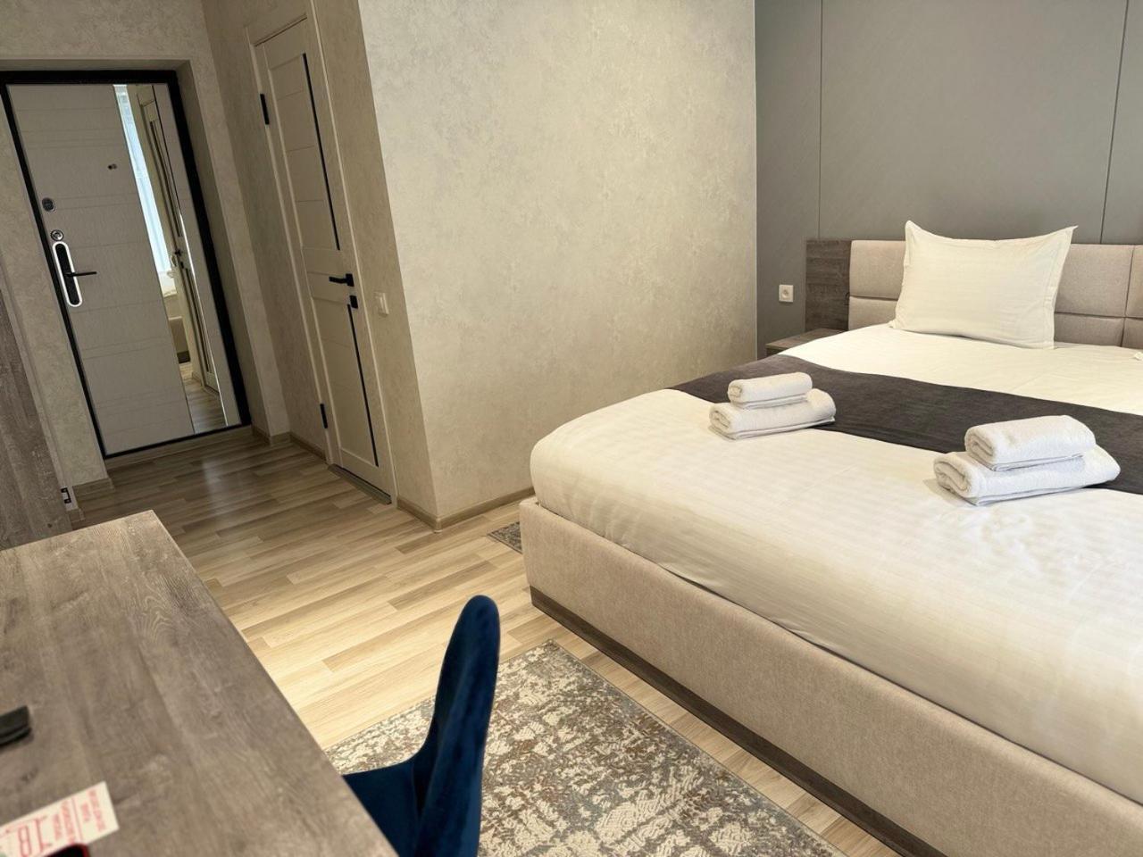 Beshchinor Hotel Tasjkent Buitenkant foto