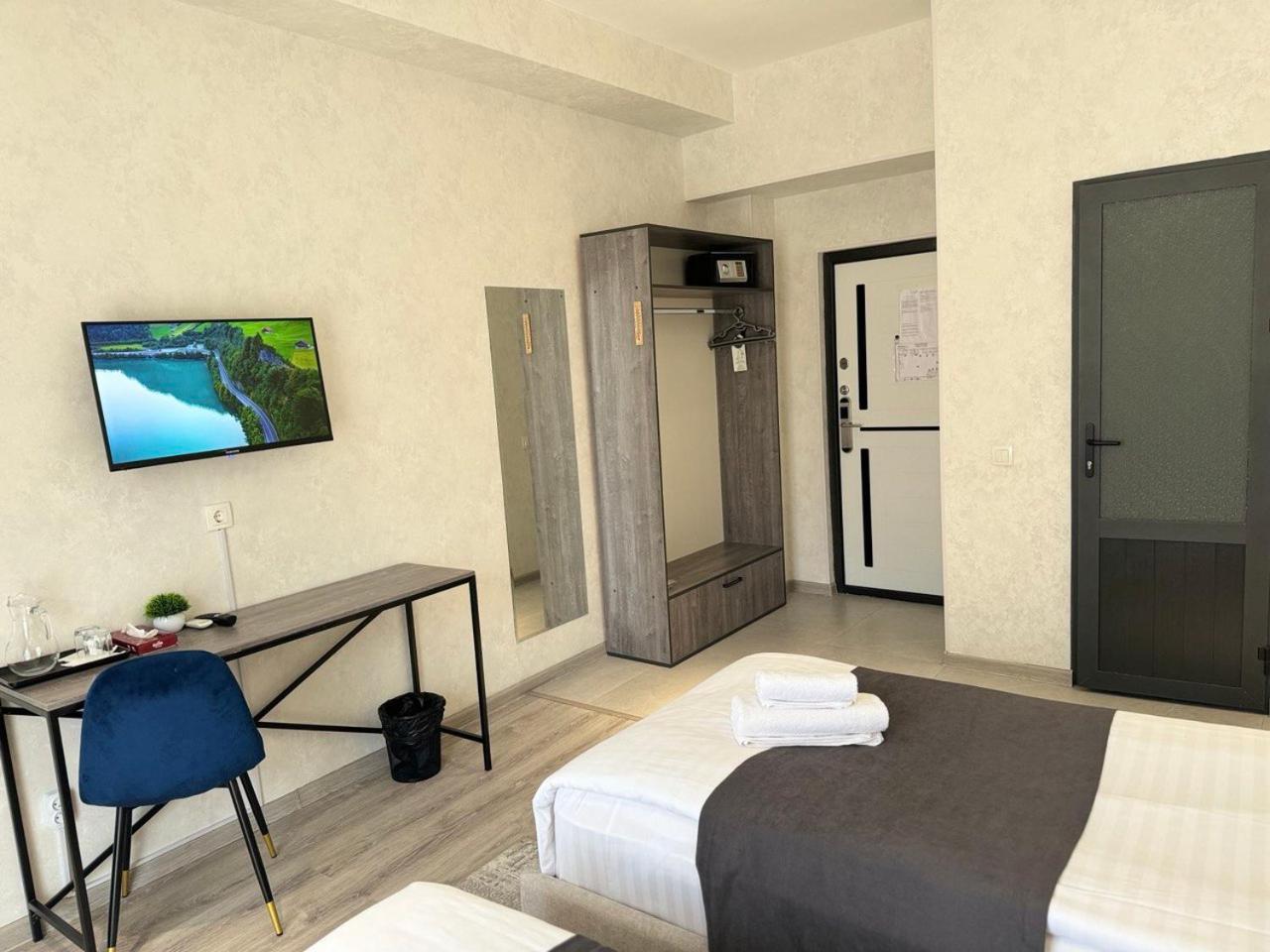 Beshchinor Hotel Tasjkent Buitenkant foto