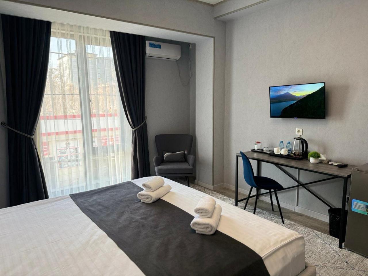 Beshchinor Hotel Tasjkent Buitenkant foto