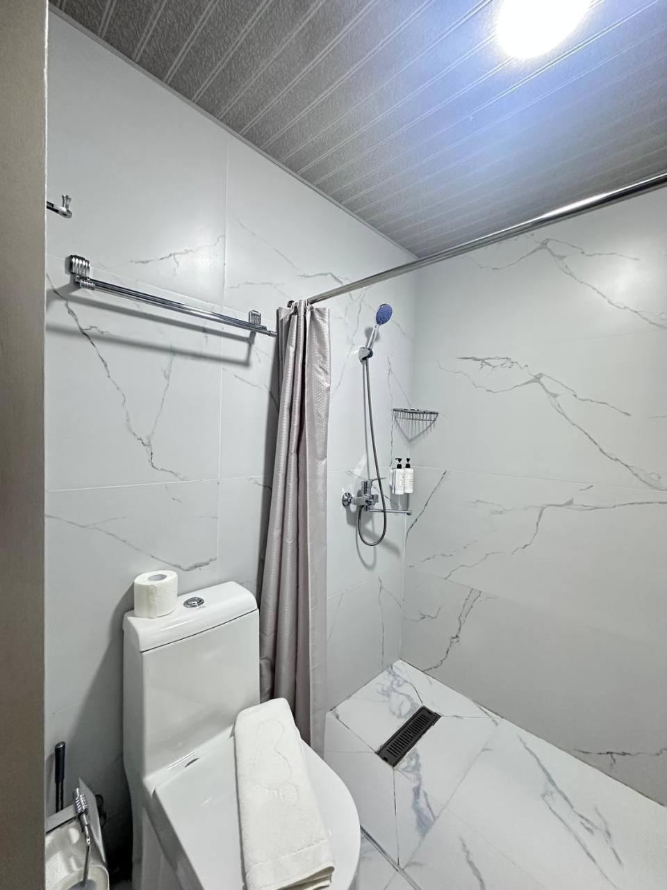 Beshchinor Hotel Tasjkent Buitenkant foto